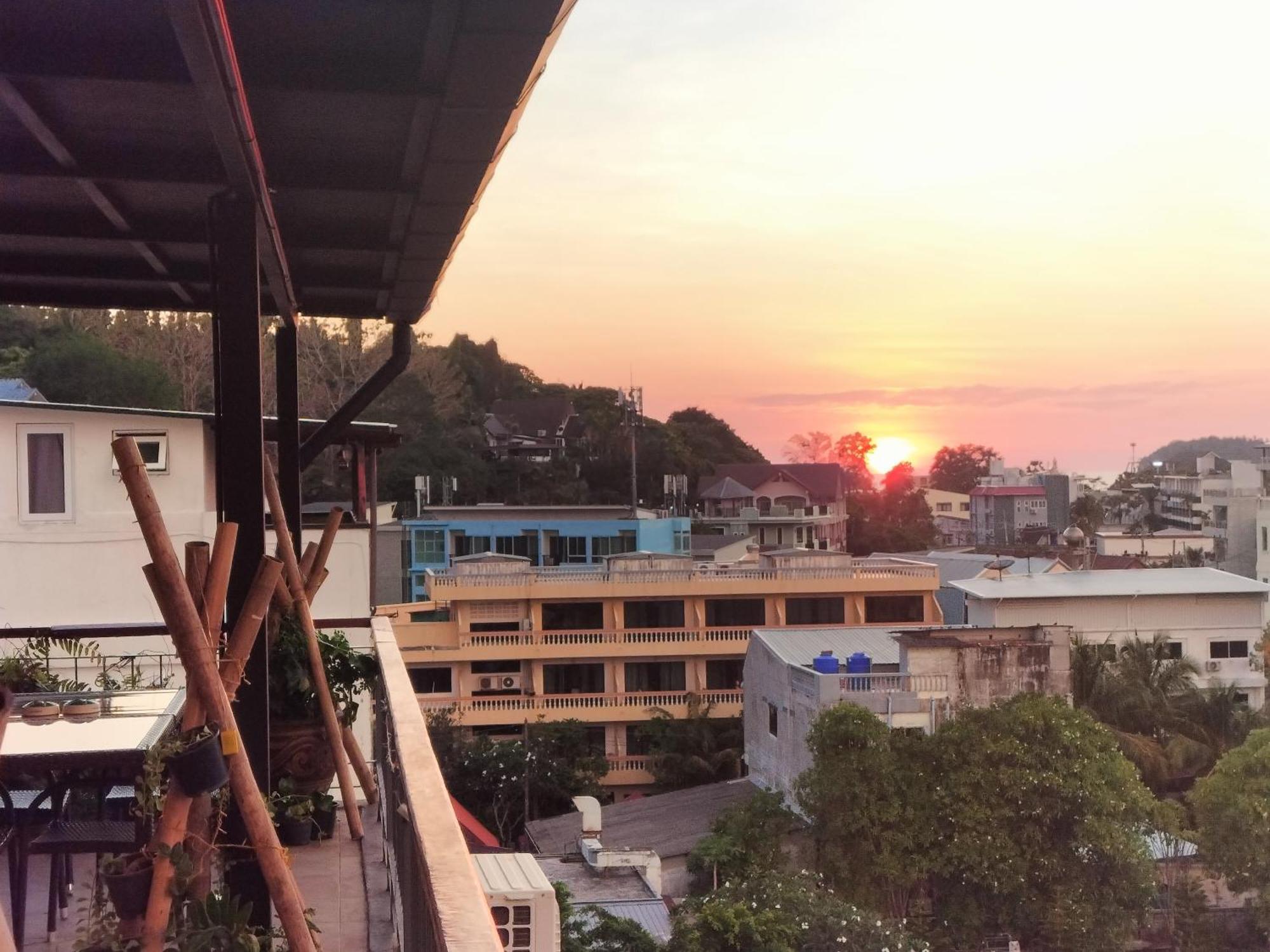 Kata Beach Studio Phuket Экстерьер фото